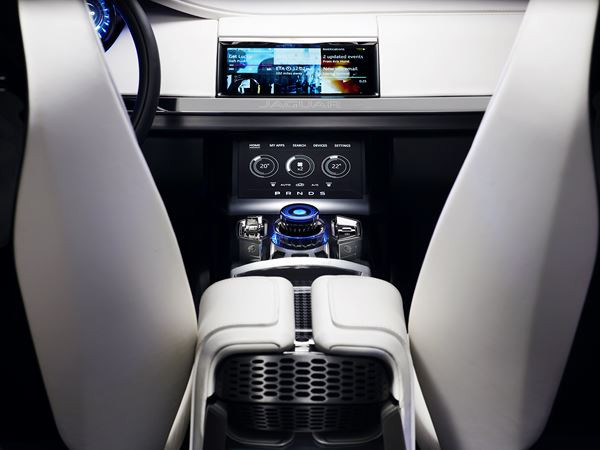 Un concept de « Sports Crossover » Jaguar dévoilé à Francfort