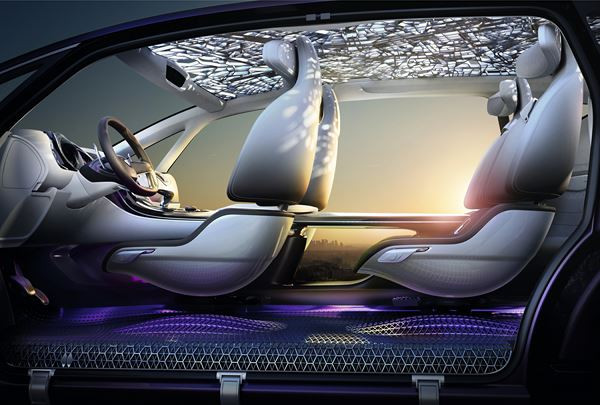 Un concept-car Renault Initiale Paris qui préfigure le successeur de l’Espace
