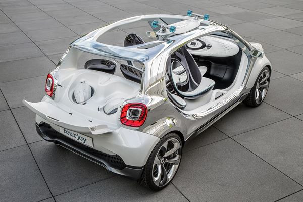 Le concept smart fourjoy incarne la joie de rouler en ville en toute liberté à quatre