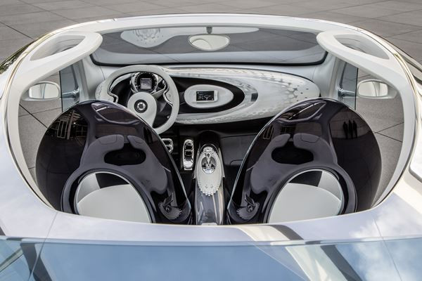 Le concept smart fourjoy incarne la joie de rouler en ville en toute liberté à quatre