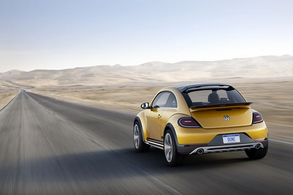 Un concept de version tout terrain Volkswagen Beetle Dune proche de la série