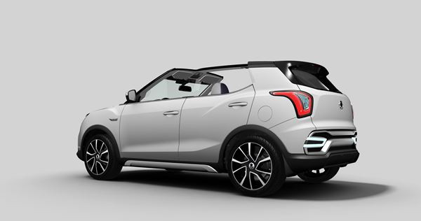 Le concept-car SsangYong XIV-Air adopte un toit type « T-top »