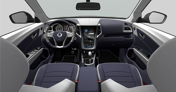 Le concept-car SsangYong XIV-Air adopte un toit type « T-top »
