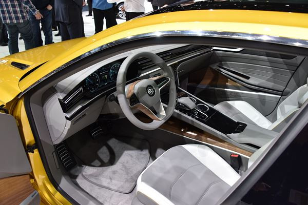 Le Volkswagen Sport Coupé Concept GTE évoque l’univers des voitures exclusives
