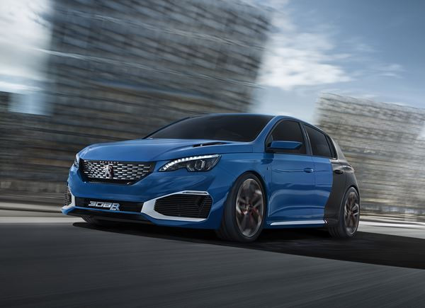 La Peugeot 308 R HYbrid couvre le 0 à 100 km/h en moins de quatre secondes