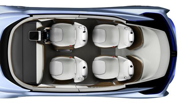 Un concept-car Nissan IDS autonome et électrique
