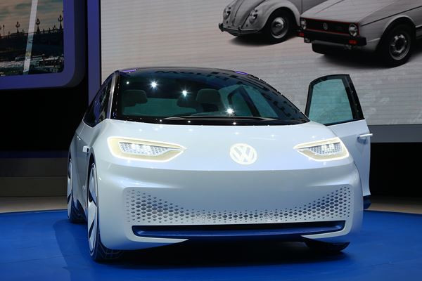 Le concept-car Volkswagen I.D. annonce une autonomie allant de 400 à 600 km