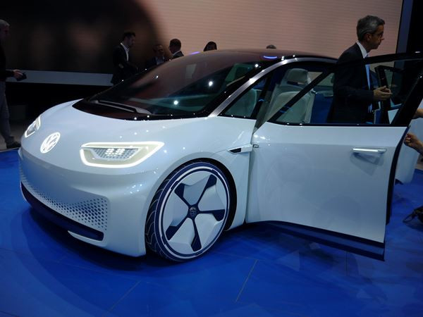 Le concept-car Volkswagen I.D. annonce une autonomie allant de 400 à 600 km