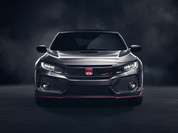 Le prototype Honda Civic Type R adopte un style de carrosserie musclé