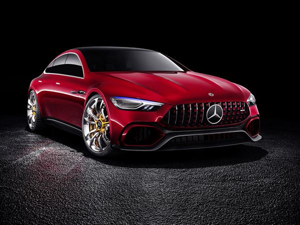 Le Mercedes-AMG GT Concept préfigure un coupé quatre portes sportif
