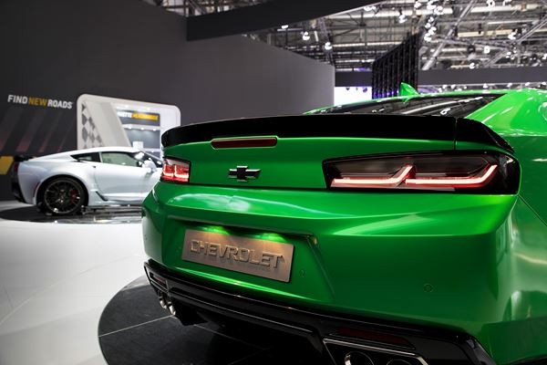 Le Camaro Track Concept de Chevrolet est aussi à l'aise sur circuit