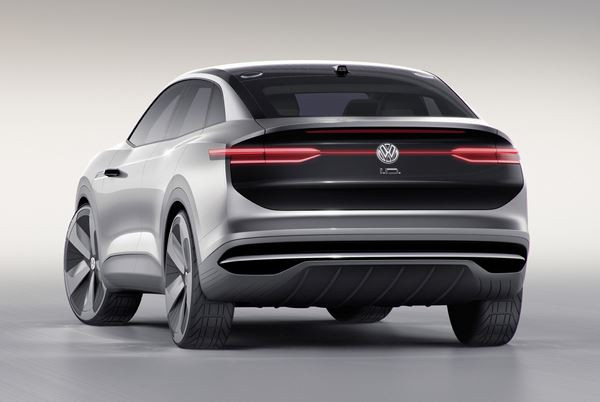 Le concept électrique Volkswagen I.D. Crozz combine SUV et coupé