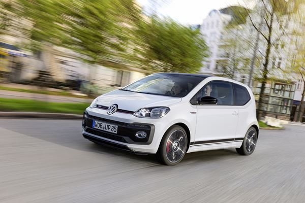 Le concept Volkswagen up! GTI fait un saut de quatre décennies en arrière