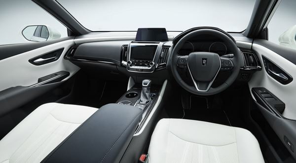 Le concept Toyota Crown préfigure une grande berline Toyota