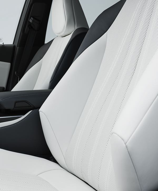 Le concept Toyota Crown préfigure une grande berline Toyota