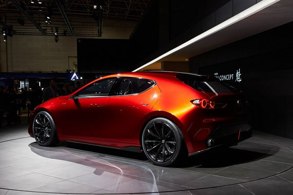 Le Mazda Kai Concept préfigure une nouvelle berline compacte