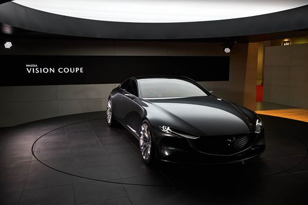Le Mazda Vision Coupe affiche une esthétique japonaise minimaliste