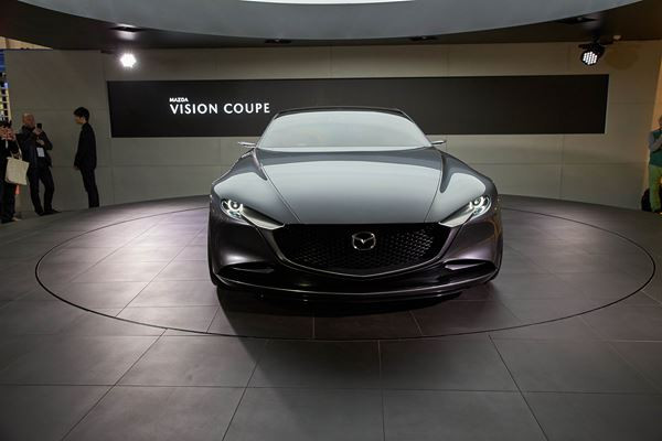 Le Mazda Vision Coupe affiche une esthétique japonaise minimaliste