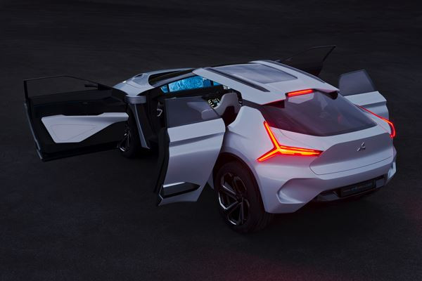 Mitsubishi e-Evolution Concept : un SUV haute performance tout électrique