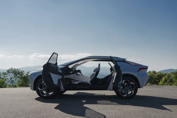 Mitsubishi e-Evolution Concept : un SUV haute performance tout électrique
