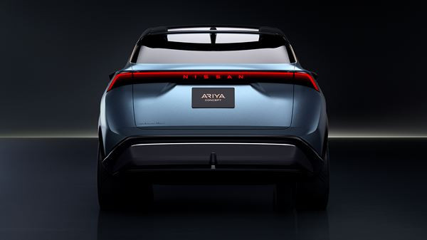 Nissan Ariya: un concept-car de crossover doté de deux moteurs électriques