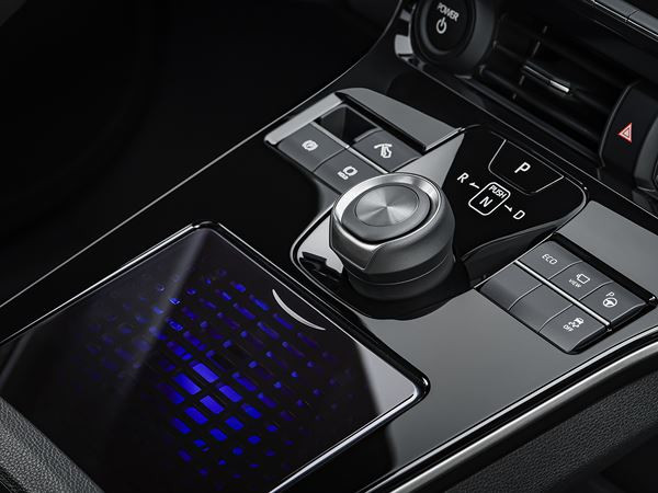 Le Toyota bZ4x Concept annonce une famille de véhicules électriques à batterie