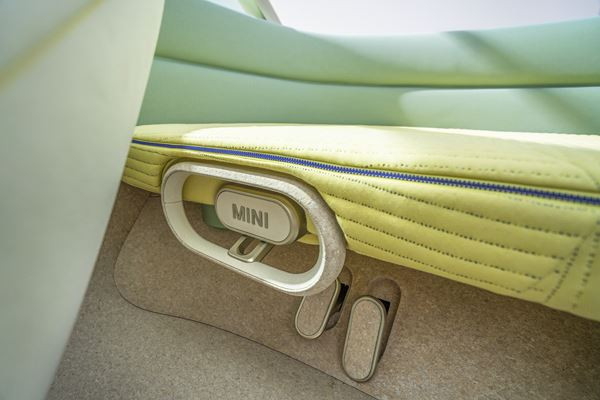 Le concept Mini Vision Urbanaut illustre une vision innovante de l'espace