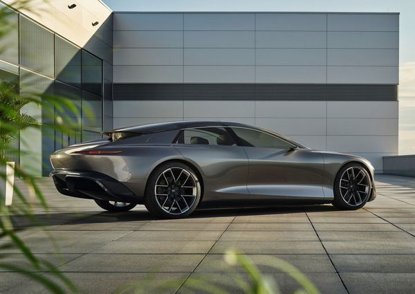 Audi grandsphere concept : une berline de luxe à propulsion électrique