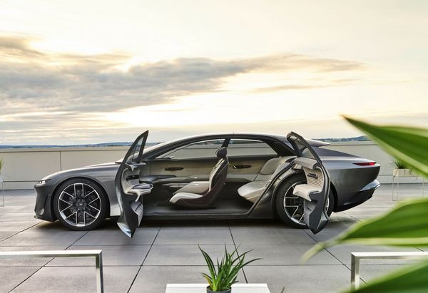 Audi grandsphere concept : une berline de luxe à propulsion électrique