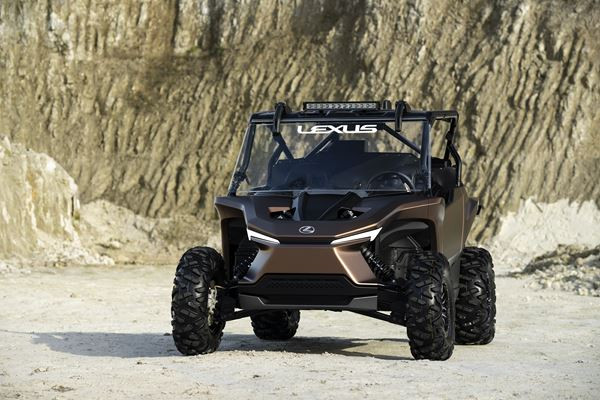 Le concept Lexus ROV repose sur une carrosserie légère fixée à un cadre tubulaire