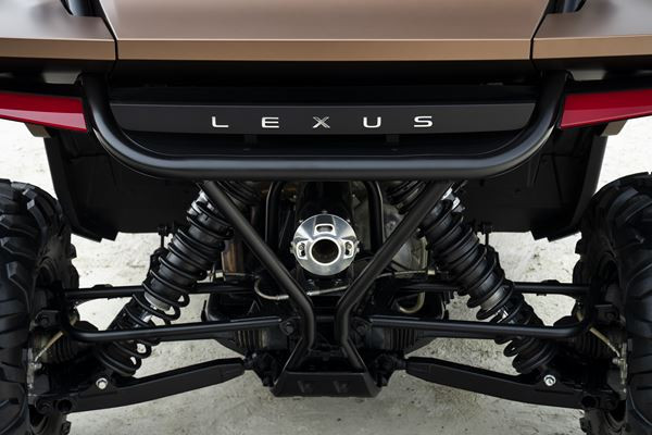 Le concept Lexus ROV repose sur une carrosserie légère fixée à un cadre tubulaire