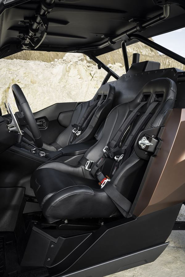 Le concept Lexus ROV repose sur une carrosserie légère fixée à un cadre tubulaire