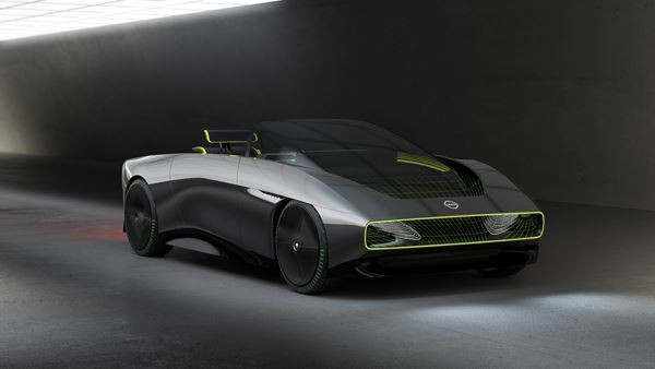 Nissan Max-Out: un concept de roadster électrique dédié au plaisir de conduite