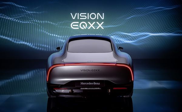 Le concept Mercedes Vision EQXX vise l'efficience électrique