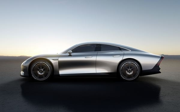 Le concept Mercedes Vision EQXX vise l'efficience électrique