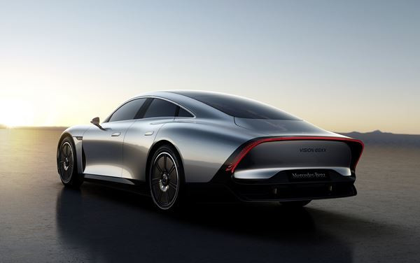 Le concept Mercedes Vision EQXX vise l'efficience électrique