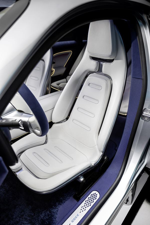 Le concept Mercedes Vision EQXX vise l'efficience électrique