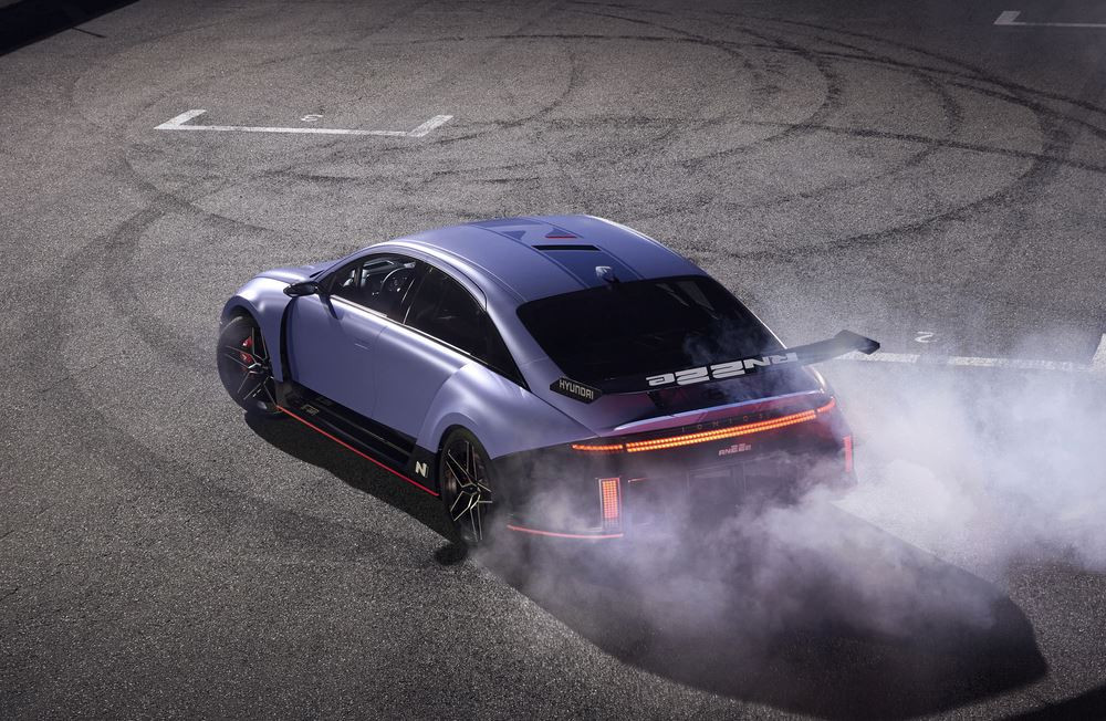Le concept hautes performances Hyundai RN22e reprend le design de streamliner de la Ioniq 6
