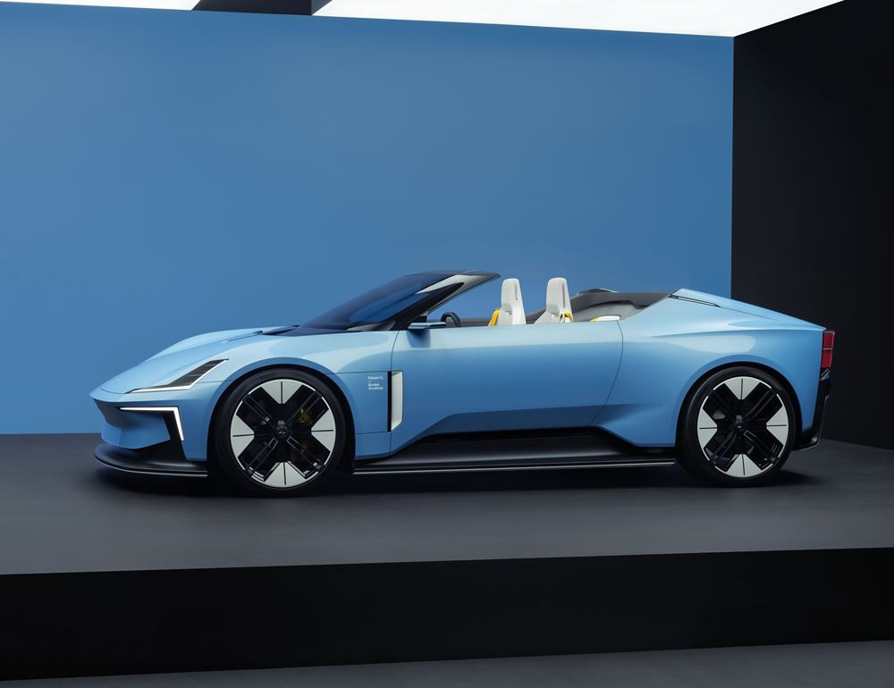 Le concept de roadster électrique Polestar O2 incarne la mobilité électrique à toit ouvert