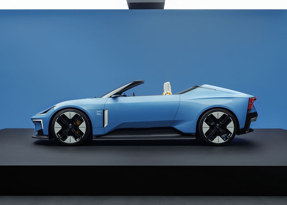 Le concept de roadster électrique Polestar O2 incarne la mobilité électrique à toit ouvert