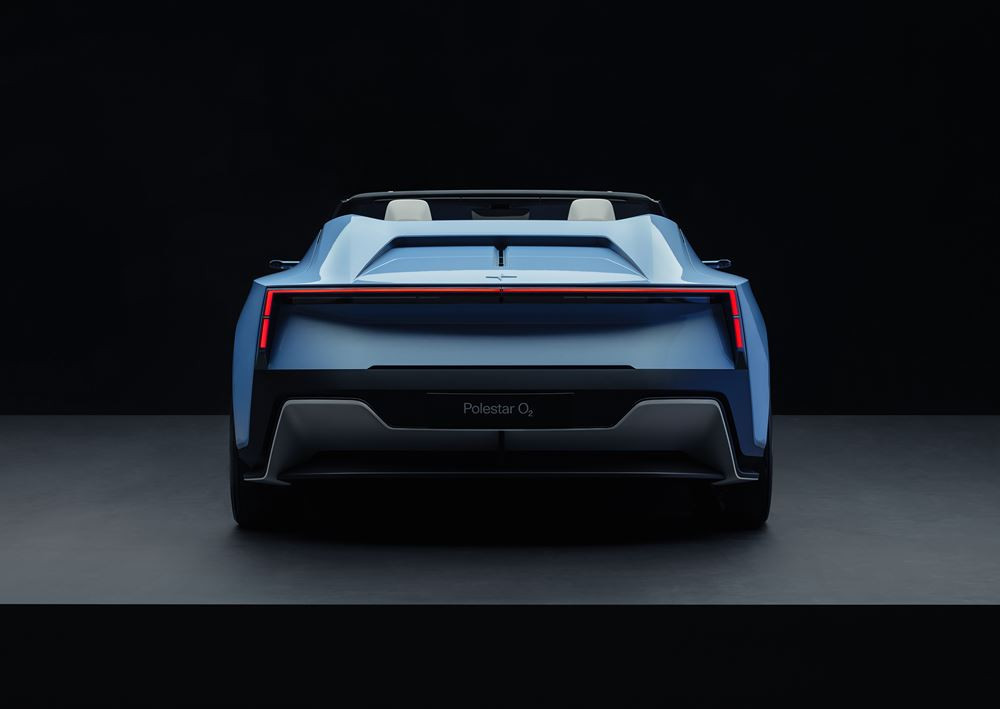 Le concept de roadster électrique Polestar O2 incarne la mobilité électrique à toit ouvert