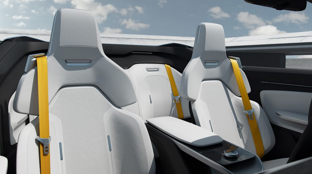 Le concept de roadster électrique Polestar O2 incarne la mobilité électrique à toit ouvert