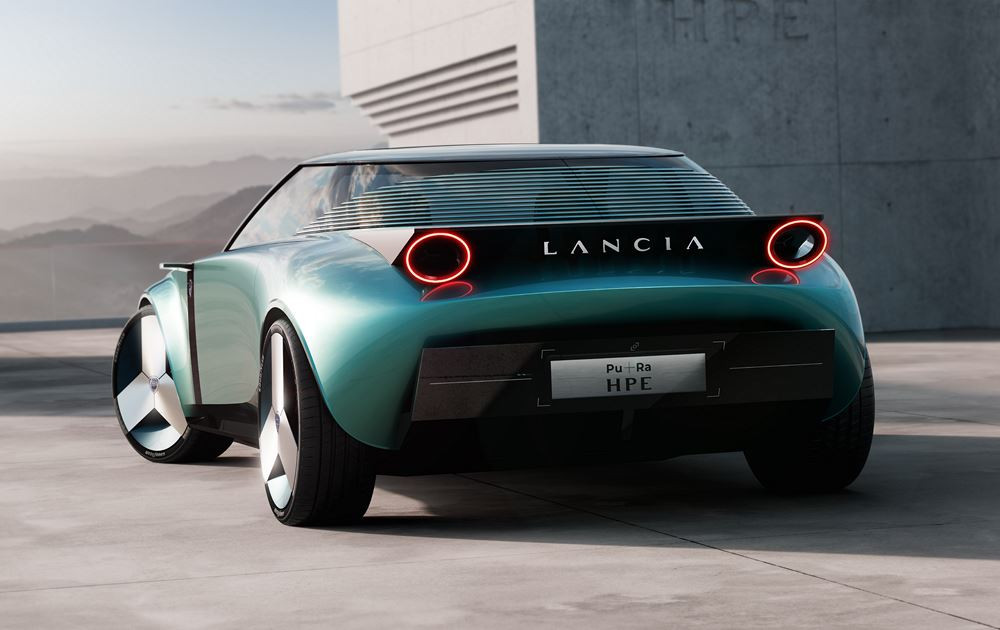 Le concept Lancia Pu+Ra HPE est un manifeste de la renaissance de la marque pour les 10 prochaines années