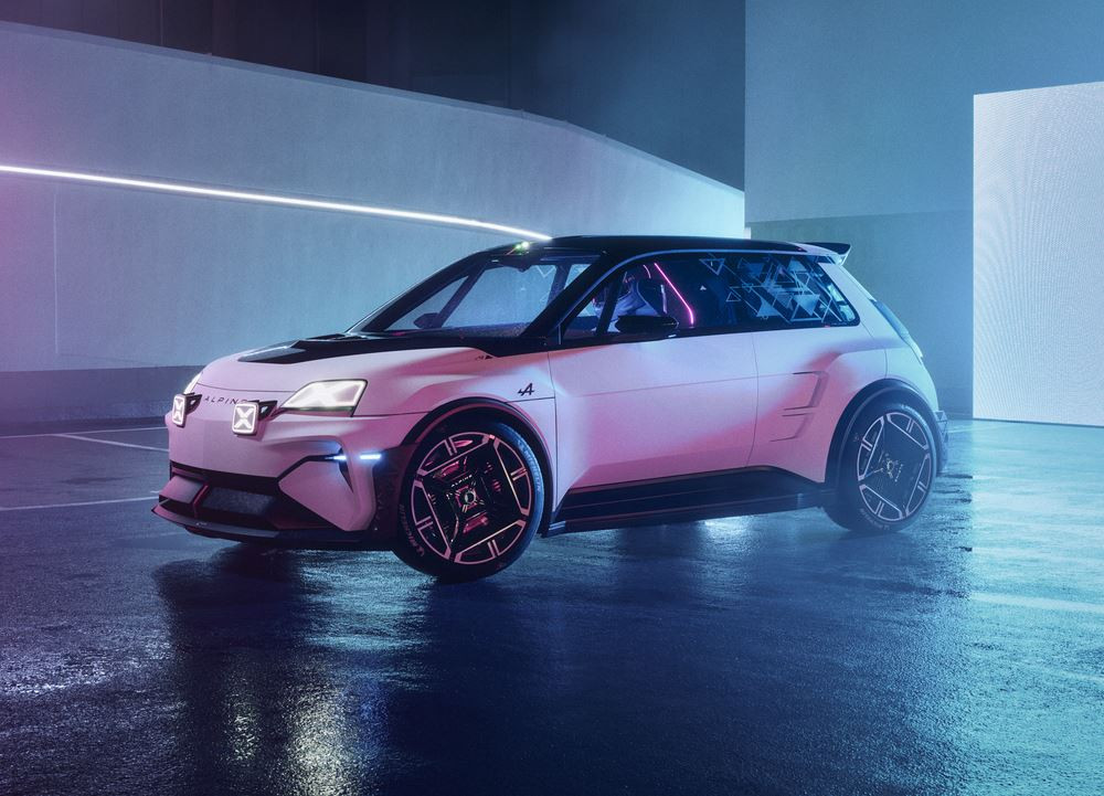 Le show-car A290 bêta préfigure la citadine sportive électrique Alpine