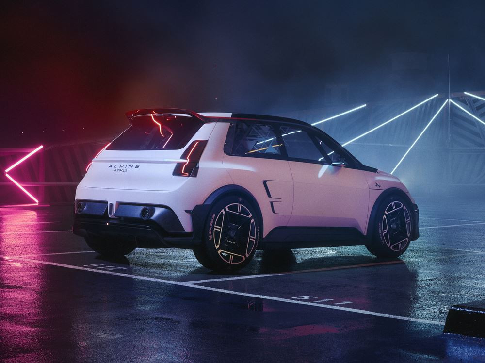 Le show-car A290 bêta préfigure la citadine sportive électrique Alpine
