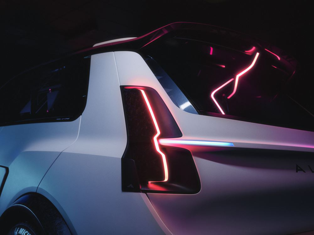 Le show-car A290 bêta préfigure la citadine sportive électrique Alpine
