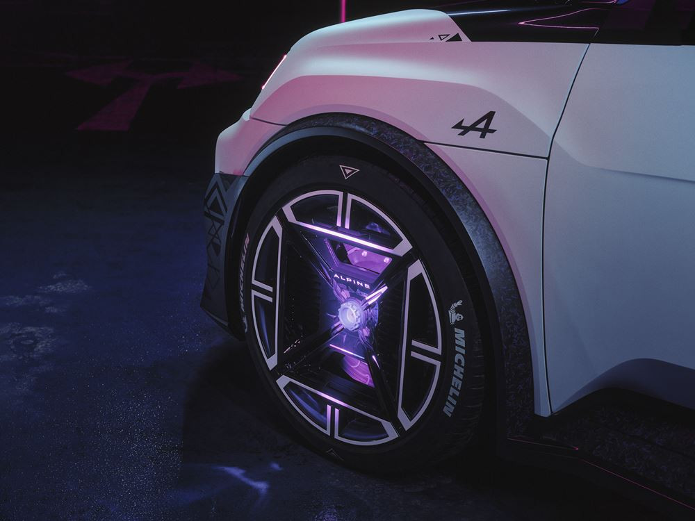 Le show-car A290 bêta préfigure la citadine sportive électrique Alpine