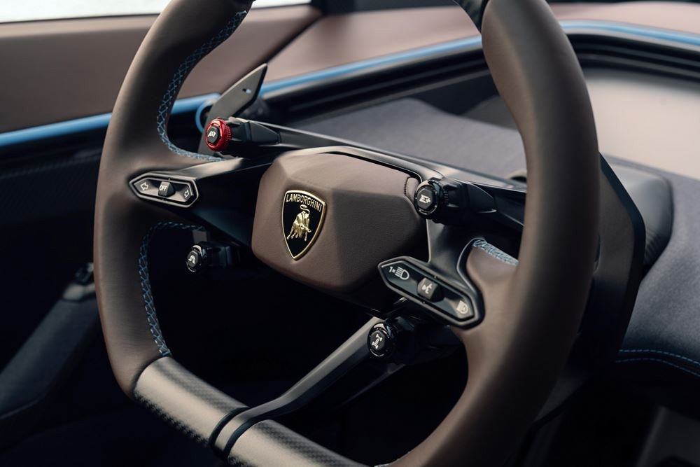 Le Lamborghini Lanzador concept préfigure un SUV coupé électrique hautes performances