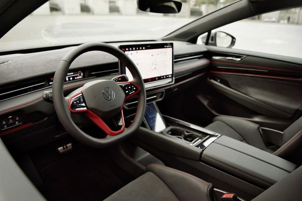 Le concept car électrique Volkswagen ID.X Performance à transmission intégrale développe 558 ch