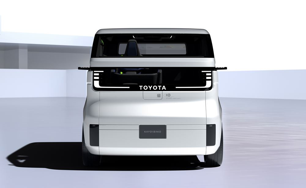 Le concept-car électrique à batterie Toyota Kayoibako propose une mobilité ultra-extensible